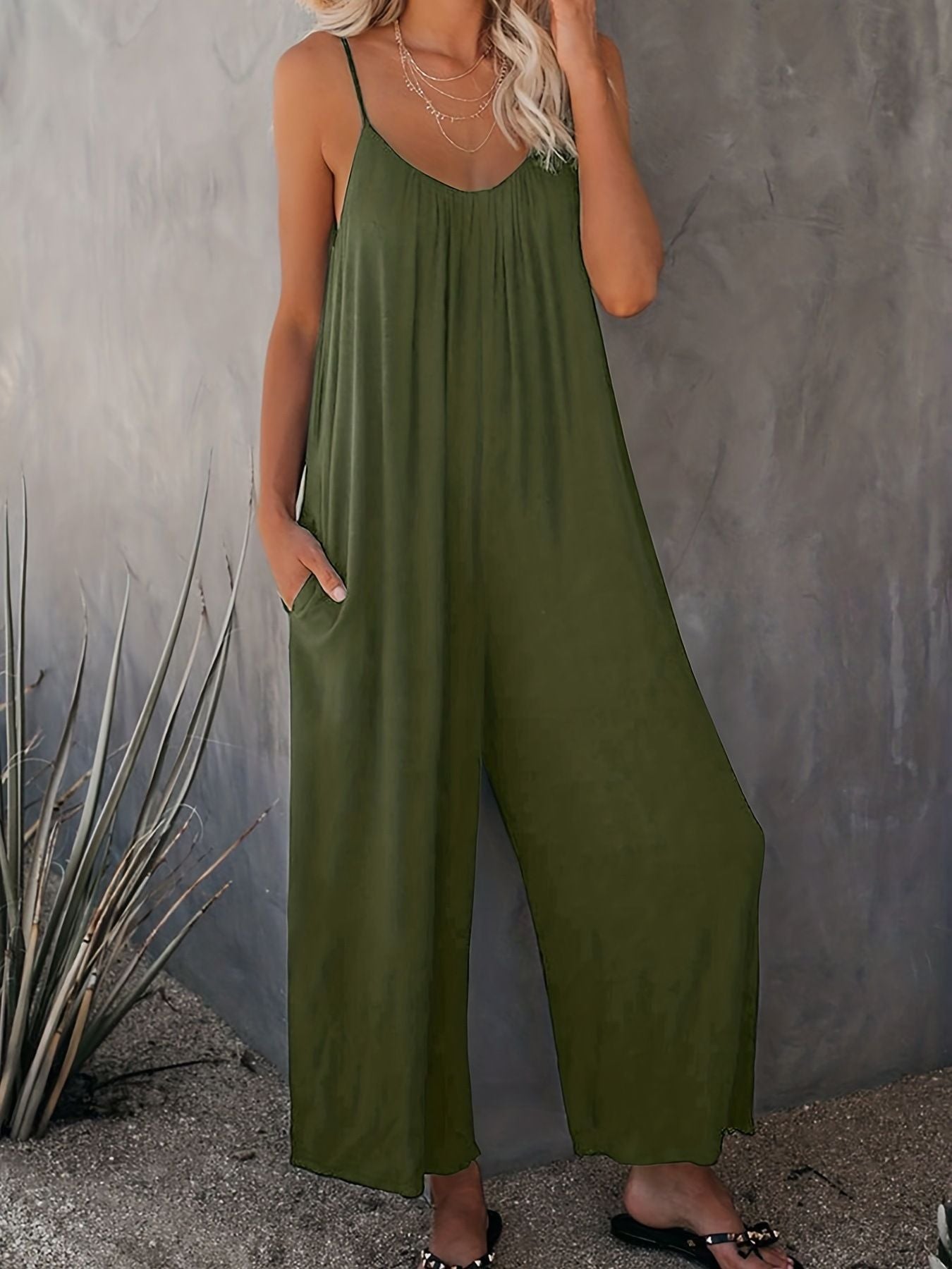 Hot Sale Casual Fashion Temperament Solid Color Suspender Jumpsuit For Women