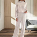 New Spring And Autumn Solid Color Knitted Fine Pit Strip Fashion Casual Suit Short Top