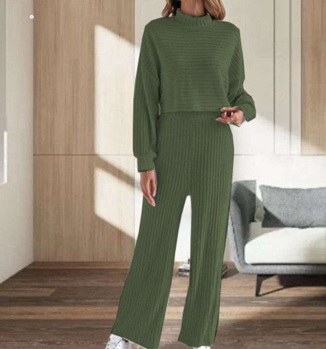 New Spring And Autumn Solid Color Knitted Fine Pit Strip Fashion Casual Suit Short Top