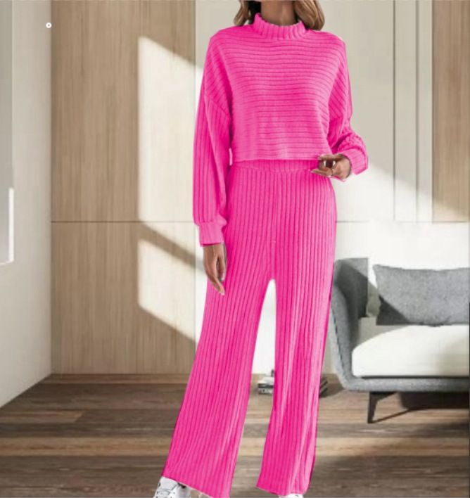 New Spring And Autumn Solid Color Knitted Fine Pit Strip Fashion Casual Suit Short Top
