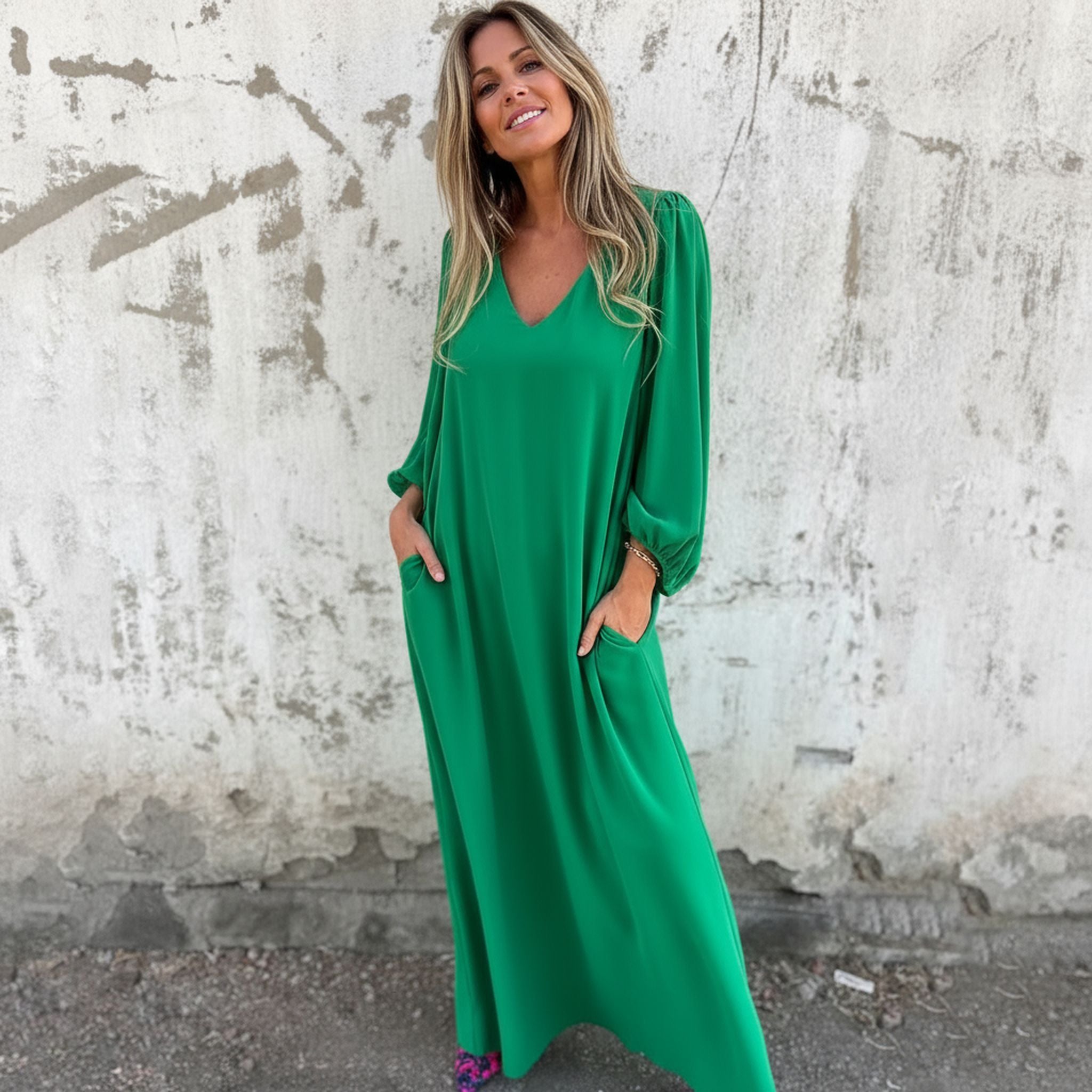 V-Neck Solid Color Women'S Lantern Sleeve Dress