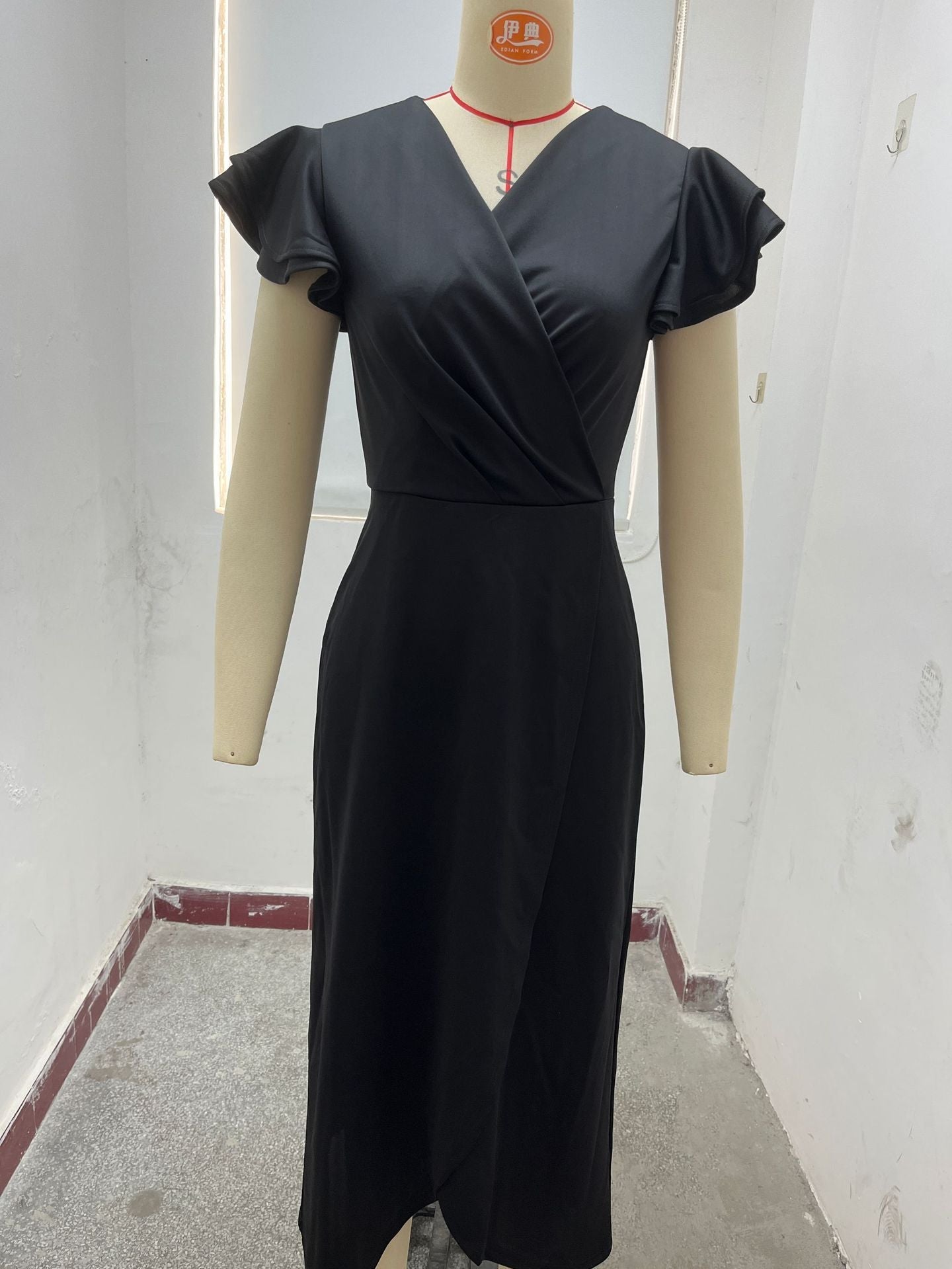 New Summer Commuter Solid Color V-Neck Waist Ruffled Sleeve Irregular Dress For Women